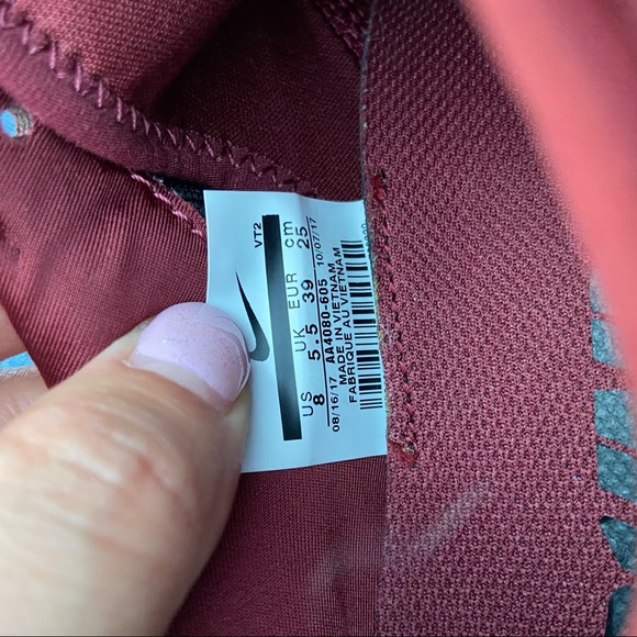 💫SOLD💫Women’s Nike Lunarsol Running Shoes - Picture 10 of 10